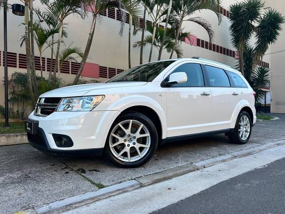 DODGE JOURNEY 3.6 RT V6 GASOLINA 4P AUTOMÁTICO
